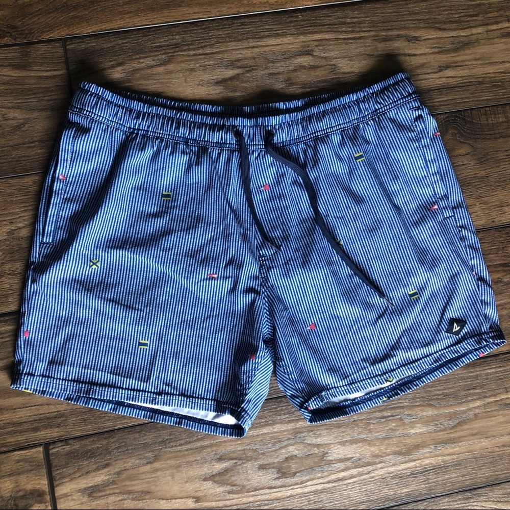 Sperry pinstriped flag shorts